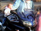 charlotte op papa's motor